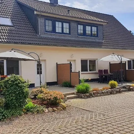 Ferienwohnung Ostsee Und Strand 1 Apartamento *
